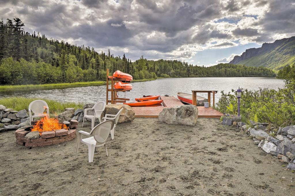'Lodge 88' - Steps To Weiner Lake With Dock And Boat! - thumb 0