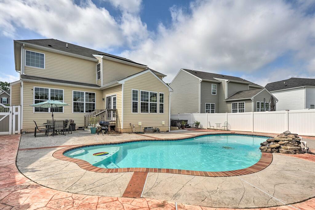 'Serenity In Severn' Home With Yard And Seasonal Pool - thumb 2