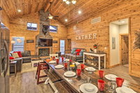 'Spirit Wolf' Resort Cabin - Ideal Ozark Location Accommodation Texas