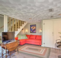 'The Quarters at Fairmount' Cottage with Pool - Accommodation Texas