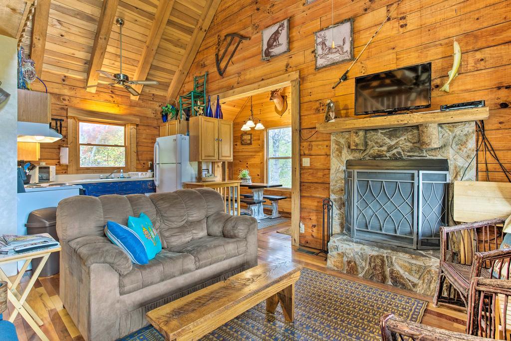'Uncle Bunky's' Bryson City Cabin With Hot Tub&Views - thumb 2
