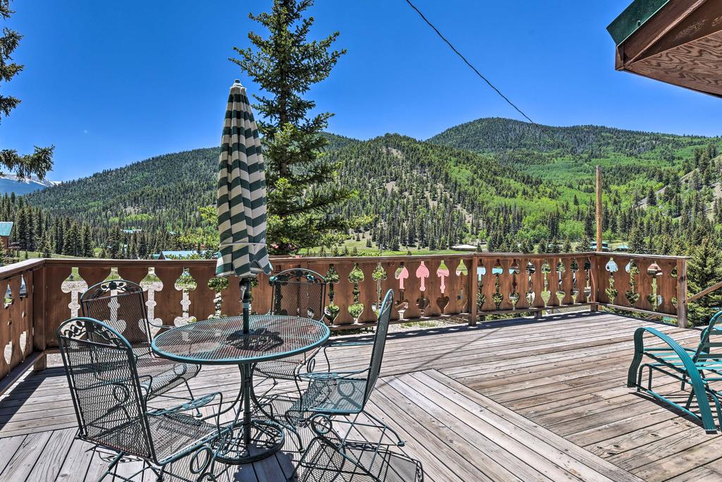 'Valley Of The Pines Chalet' With Deck, Near Main St - thumb 1