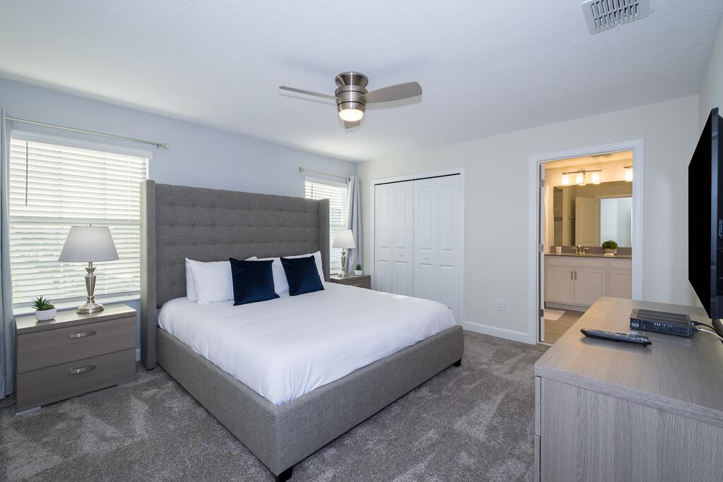 (FP4993) Storey Lake Home 4/3 Private Pool & Free Waterpark - thumb 2