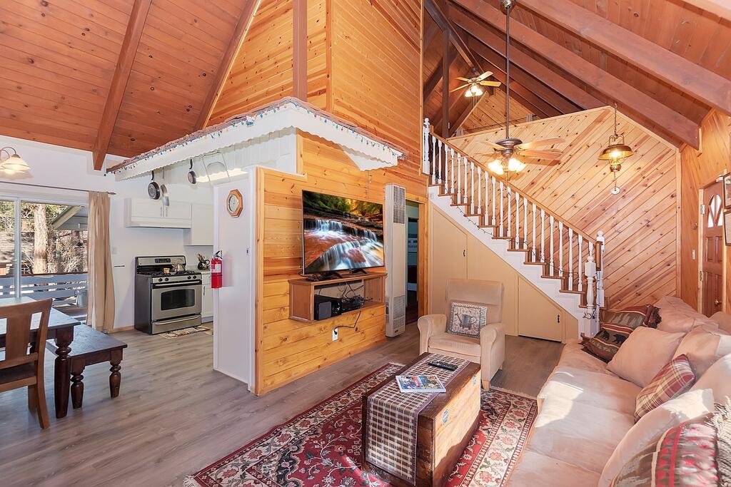 017 Mountain Bliss Cabin - thumb 1