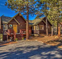 025 Pacific Crest Trail Cabin cabin - Accommodation Texas