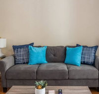 1 and 2 BR Midtown Apts with balcony by Frontdesk - Accommodation Texas