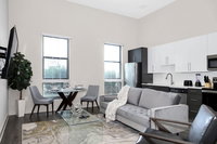 1 Bedroom Midtown Suite With Self Check-in  Free ParkingTop Pick Accommodation Texas