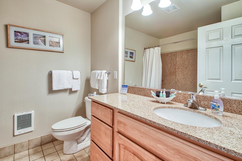 1027 Vacations By The Sea - thumb 1