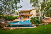 1037 River Park Accommodation Texas