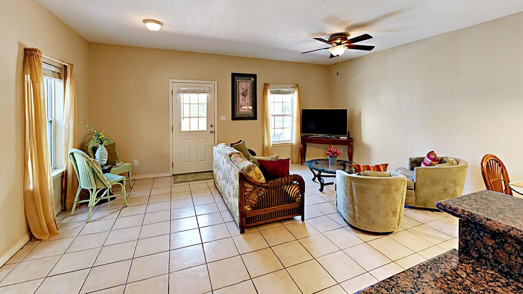 111 E Marlin St Cabin #C