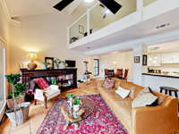 1112 Robert E Lee Condo Unit B Accommodation Texas