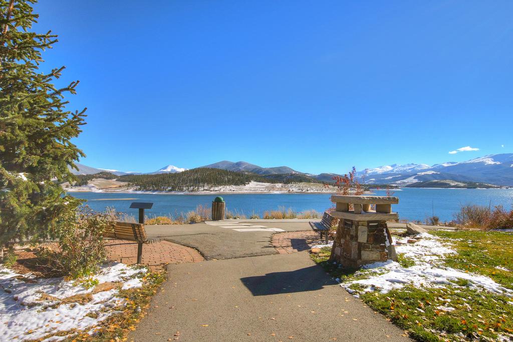 112 Marina Place Condo - thumb 1