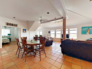 12 La Playa Home