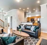 2 Unit Grand Oak Lawn house Perfect for Groups - Accommodation Texas