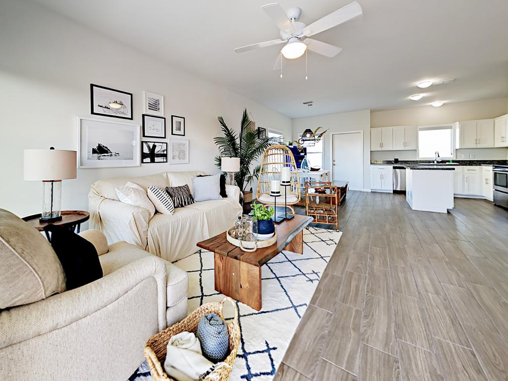 219 Las Joyas Boulevard Home - thumb 0
