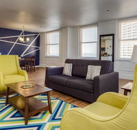 2BR at West 7th Street - Accommodation Texas