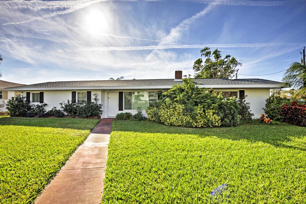 3BR Daytona Beach Shores House - Steps From Ocean! - thumb 1