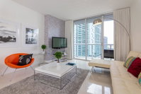 5-Star LuxCozy City Views - Sleeps 4 - Brickell Accommodation Texas