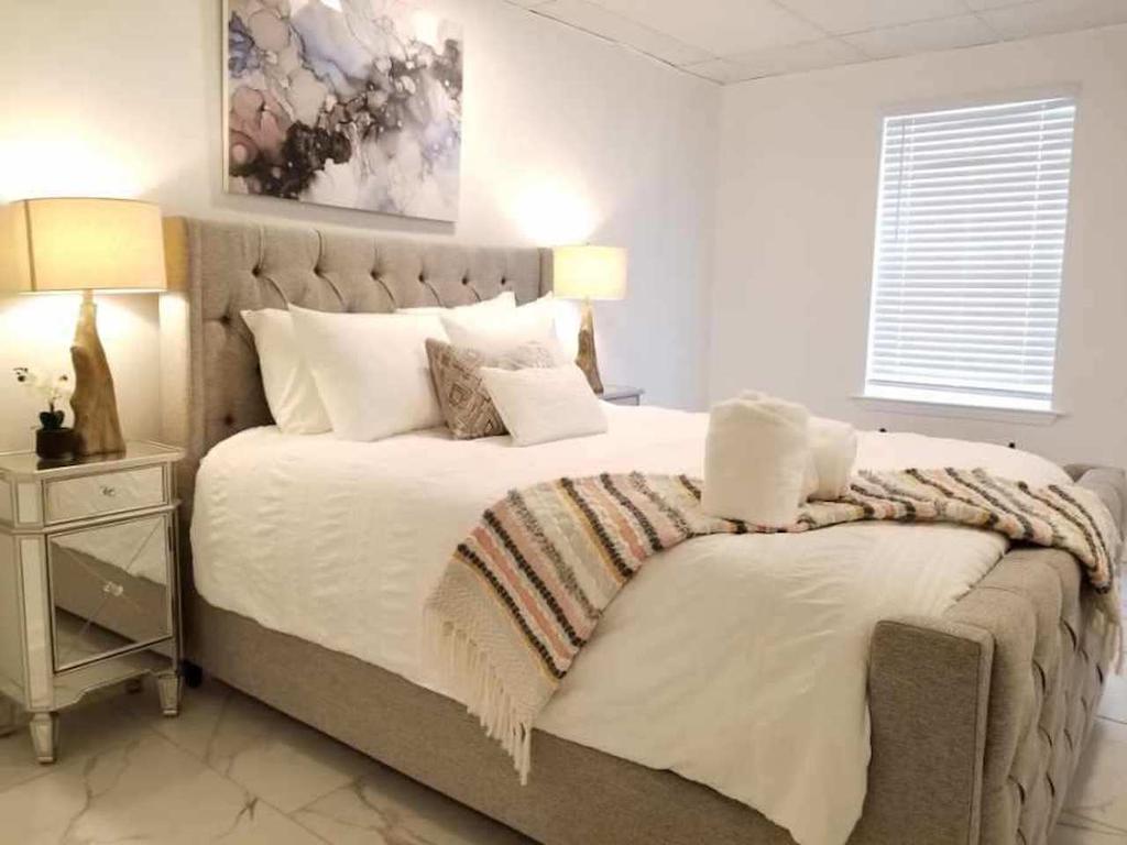 7BR- SLEEPS 15! Celebrity Villa! Great Rates!! - thumb 1