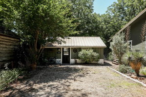A Tex-Inn
