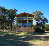 A Treehouse Retreat- Luna Vista - Accommodation Texas