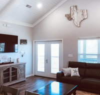A Wave From It All - Accommodation Texas