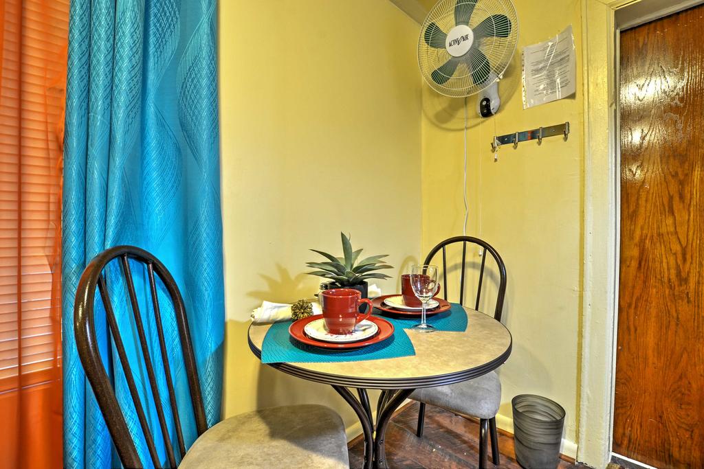 Affordable Bronx Apartment Near Zoo -Walk To Train - thumb 3