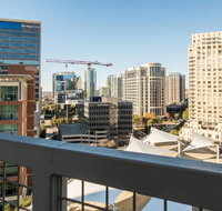 Amazing Views  High-Rise Lux  Center of All 1BR - Accommodation Texas