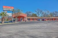 Booking Uvalde Accommodation Texas