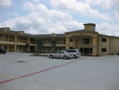 Americas Best Value Inn & Suites Tomball - thumb 0