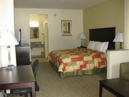 Americas Best Value Inn & Suites Tomball - thumb 2