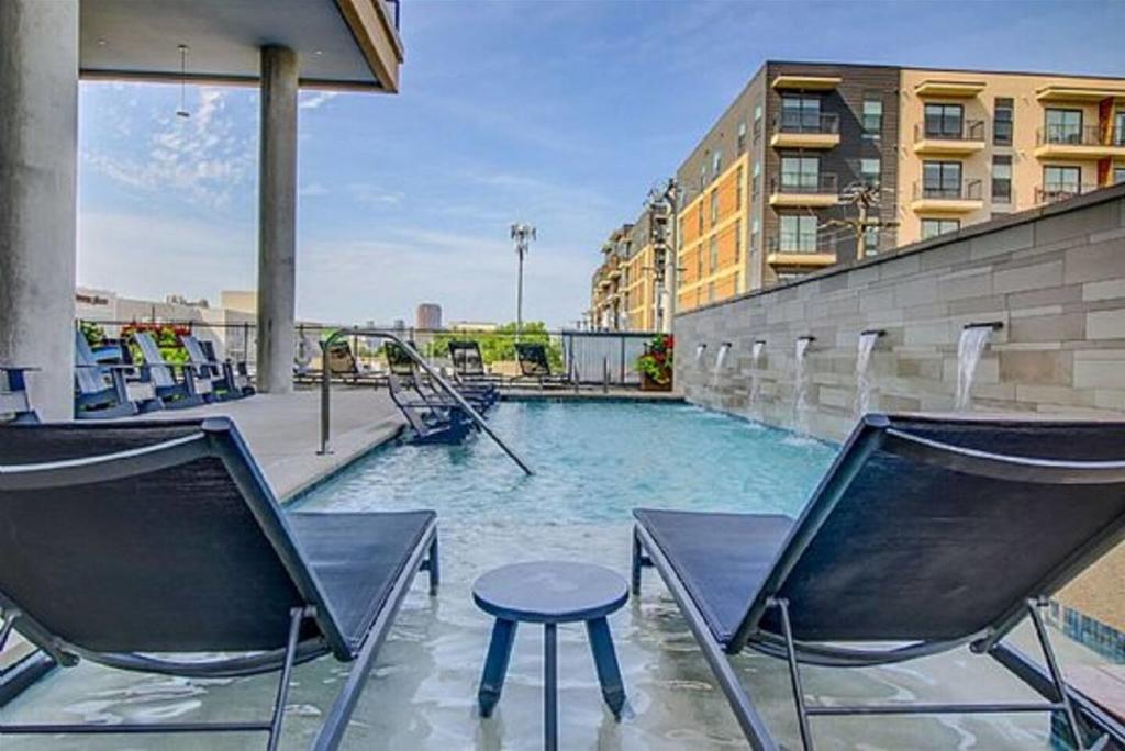 Apartment-Heart Of Dallas (51)5 - thumb 1