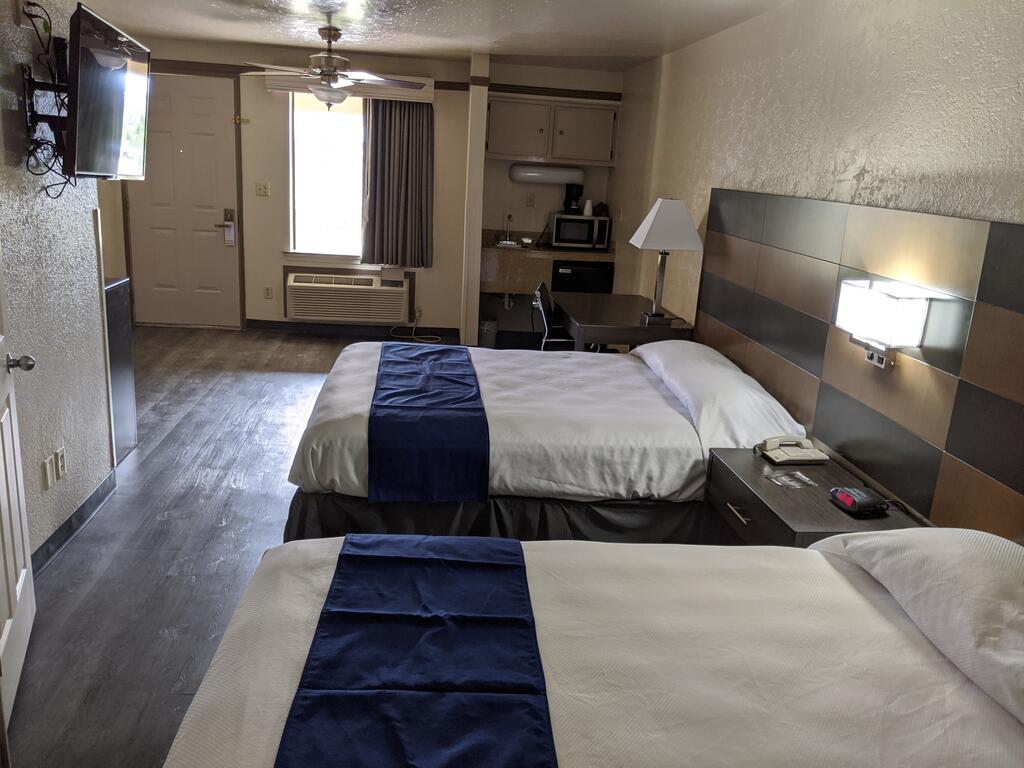 Atrium Inn - thumb 3
