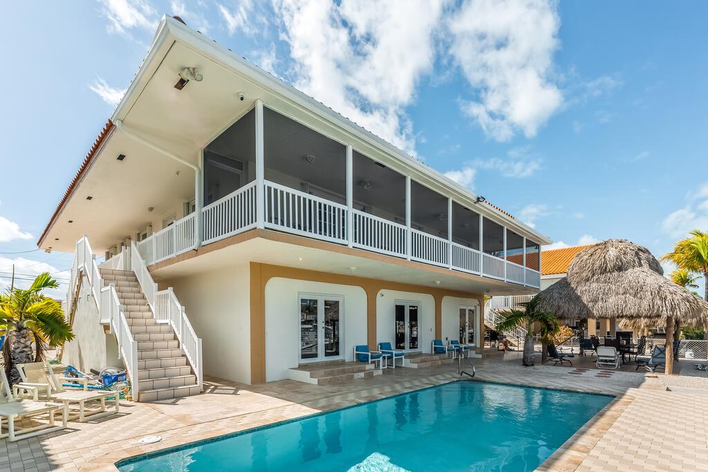 Bahama Manor - thumb 0
