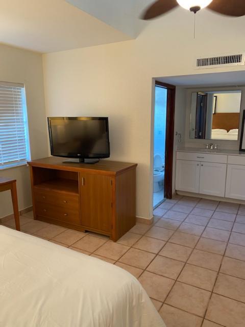 Bahia Bay Resort - thumb 3