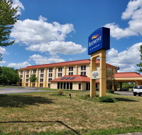 Baymont by Wyndham Canton - Accommodation Texas