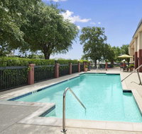 Baymont by Wyndham Lewisville - Accommodation Texas