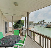 Bayside Getaway Pools Tennis Golf Private Dock home - Accommodation Texas