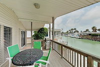 Bayside Getaway Pools Tennis Golf Private Dock home Accommodation Texas