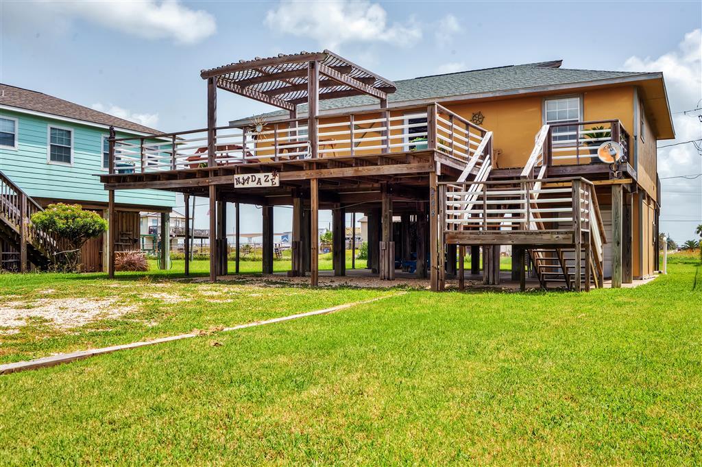 Beautiful Beach House With Sunset View & Large Deck! - thumb 0