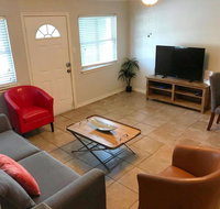 Beautiful Home at Botanical Gardens 2 - Accommodation Texas