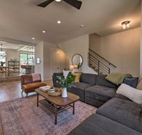 Beautiful Modern Townhome - 6 Mi to Park City - Accommodation Texas