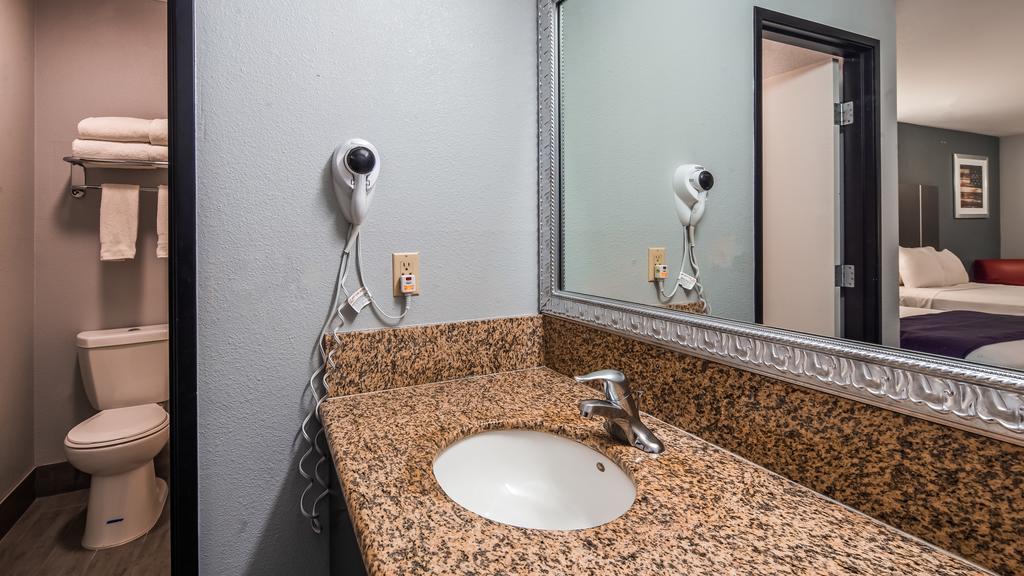 Best Western Desert Villa Inn - thumb 3