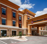 Best Western Plus Elmendorf Hotel - Accommodation Texas