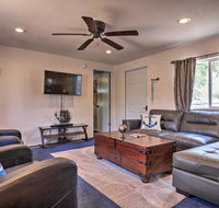 Big 5 Home Base with Fire Pit 9 Mi to Lone Rock - Accommodation Texas