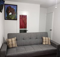 Biverly Holiday Homestay - Accommodation Texas
