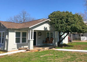 Budders Bungalow Johnson City TX
