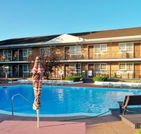 Budget Host East End Hotel in Riverhead - Accommodation Texas
