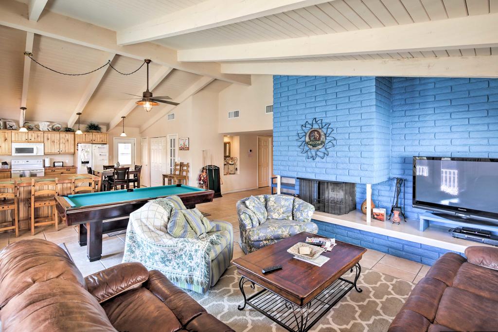 Canalfront Family Home With Private 50-Foot Dock! - thumb 2