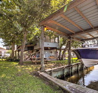 Canalfront San Leon Escape Near Kemah  Galveston - Accommodation Texas